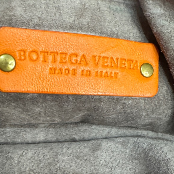 Bottega Veneta Nodini Crossbody Bag – Orange Intrecciato Leather, Suede Interior - Picture 8 of 10